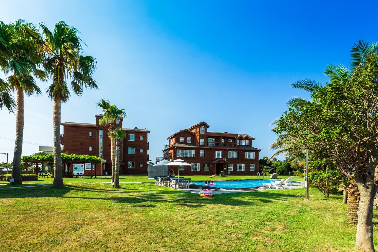 Cadelhas Hotel Jeju Exterior photo