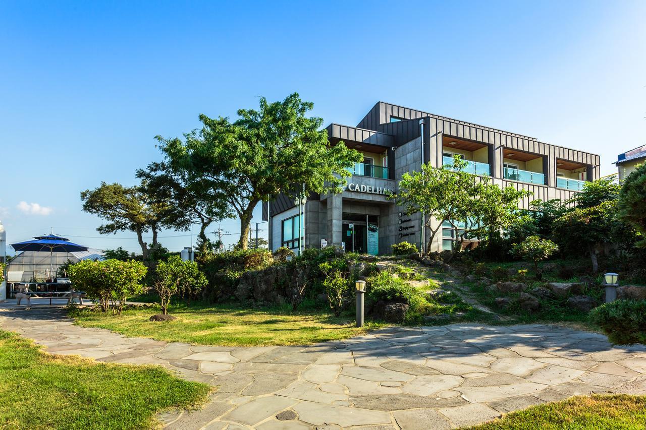 Cadelhas Hotel Jeju Exterior photo
